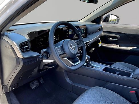 New 2026 Nissan Kicks SV AWD/4WD image 16