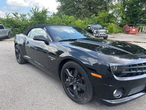 Used 2011 Chevrolet Camaro SS RWD image 7