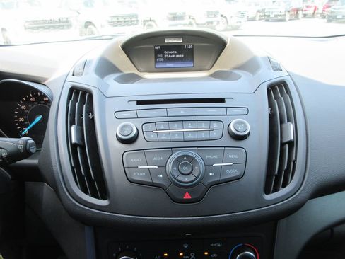 Used 2017 Ford Escape S FWD image 29