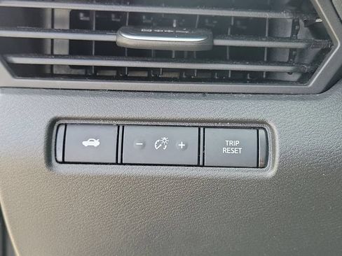 Used 2024 Nissan Altima 2.5 SR FWD image 22