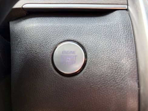 Certified 2022 Kia Sorento EX w/ Panoramic Sunroof Package FWD image 9