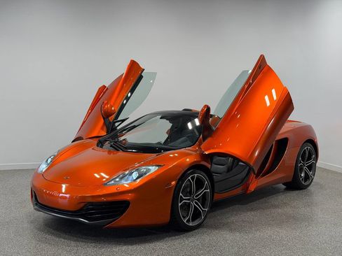 Used 2013 McLaren MP4-12C Spider RWD image 1