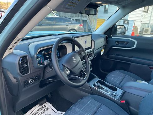 New 2025 Ford Bronco Sport Heritage w/ Convenience Package image 15