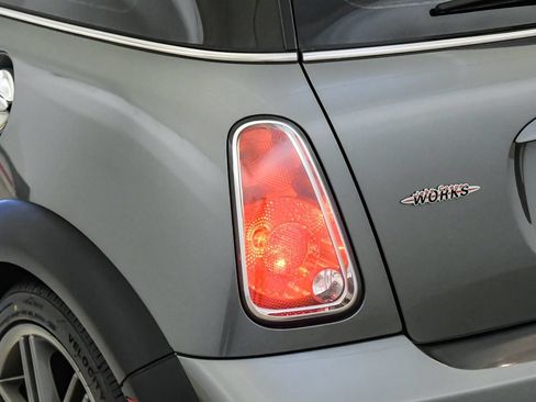 Used 2005 MINI Cooper S FWD image 13