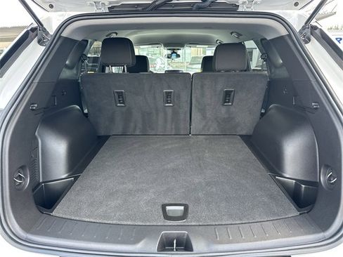 Used 2023 Chevrolet Blazer LT w/ Driver Confidence Package image 5