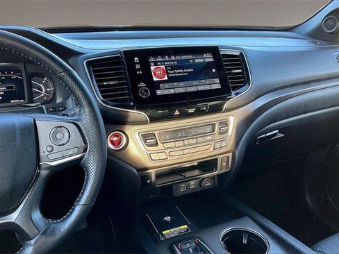 Certified 2024 Honda Passport TrailSport image 9