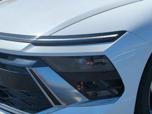 New 2026 Hyundai Sonata SEL FWD image 9