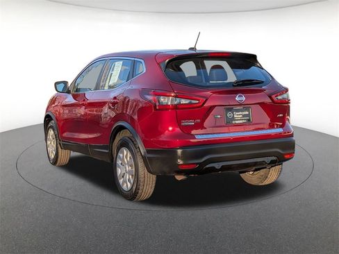 Used 2020 Nissan Rogue Sport S image 7