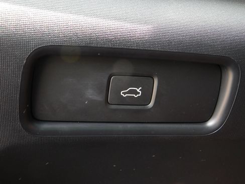 Used 2023 Polestar Polestar 2 w/ Pilot Pack FWD image 27