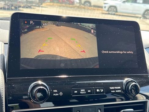 Certified 2024 Nissan Armada SV image 35