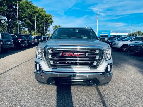Used 2019 GMC Sierra 1500 SLT w/ Driver Alert Package I AWD/4WD image 10