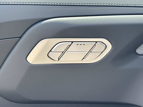 New 2027 Kia Telluride S w/ Towing Package FWD image 18