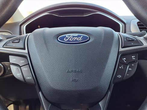 Used 2020 Ford Fusion SE image 14
