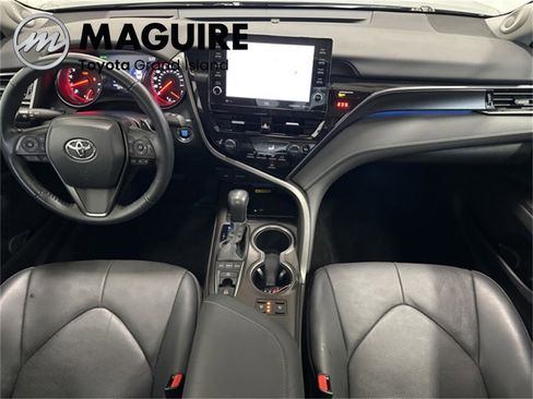 Used 2023 Toyota Camry XSE image 10