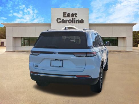 New 2025 Jeep Grand Cherokee Limited image 3