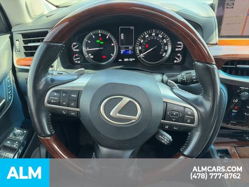 Used 2018 Lexus LX 570 4WD w/ Luxury Package image 21