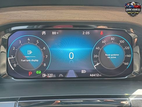 Used 2025 Volkswagen Atlas SE AWD/4WD image 15