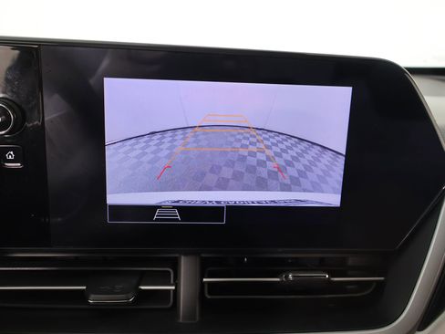 Used 2024 Chevrolet Trax RS w/ Driver Confidence Package image 6