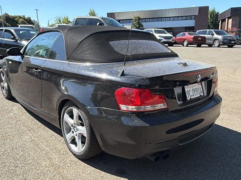 Used 2008 BMW 135i Convertible RWD image 7