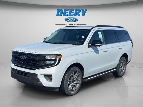 New 2026 Ford Expedition Active AWD/4WD image 3