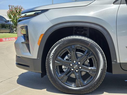 New 2027 Chevrolet Traverse LT w/ Midnight/Sport Edition FWD image 11