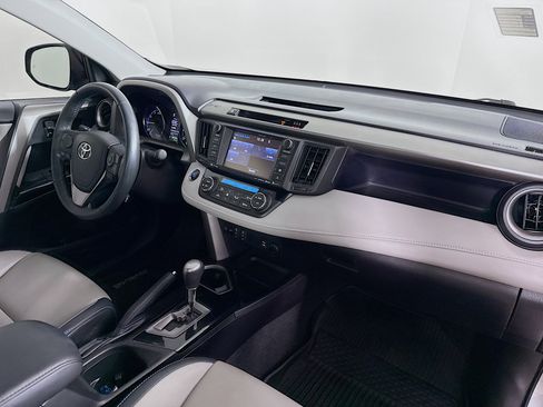 Used 2017 Toyota RAV4 Limited image 36