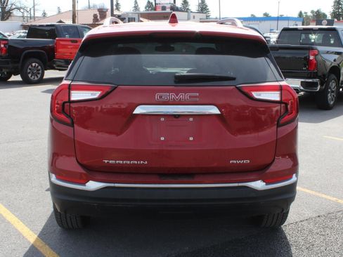 Used 2022 GMC Terrain SLT AWD/4WD image 6
