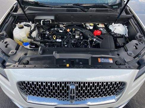 Used 2023 Lincoln Nautilus Reserve w/ Equipment Group 201A image 37