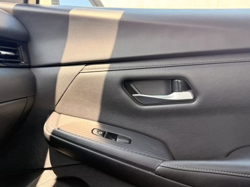 Used 2024 Nissan Sentra SV FWD image 25