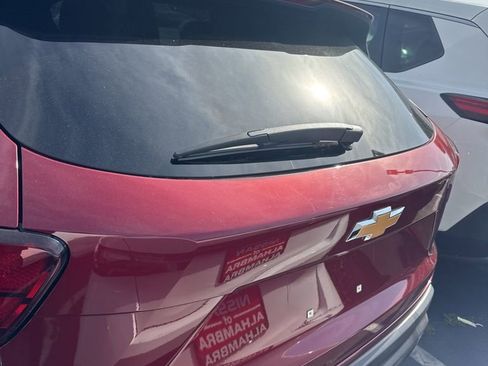 Used 2024 Chevrolet Trax LS w/ Driver Confidence Package image 4