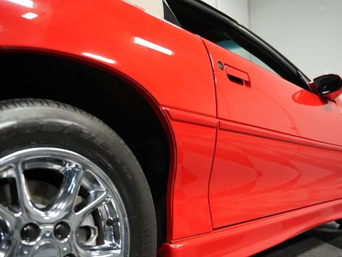 Used 2002 Chevrolet Camaro Z28 w/ Sport Appearance Pkg image 21