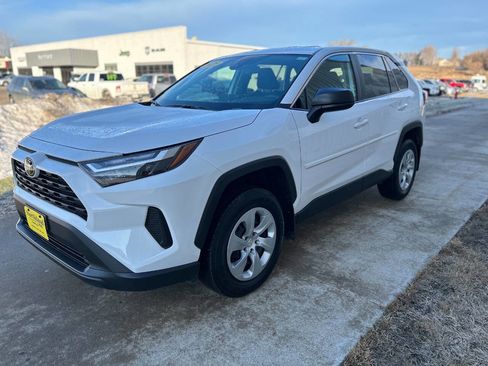 Used 2025 Toyota RAV4 LE image 3