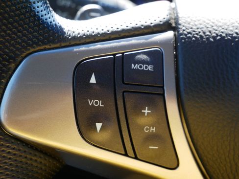 Used 2010 Acura RDX SH-AWD image 27