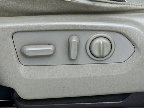 Used 2022 Chevrolet Silverado 2500 LTZ image 22