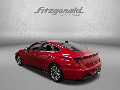 Used 2021 Hyundai Sonata SEL w/ Convenience Package FWD image 3