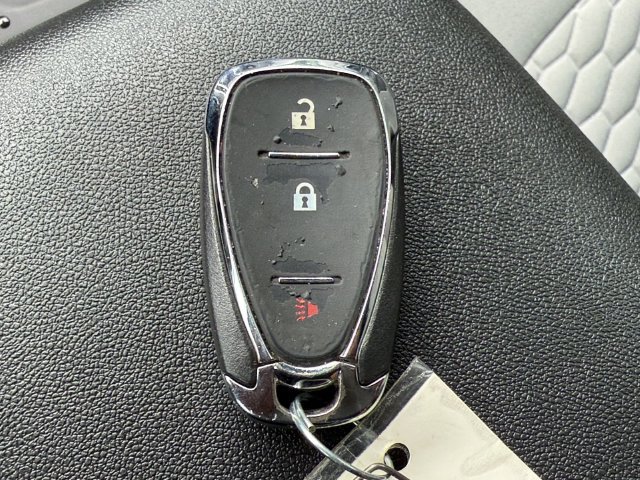 Used 2021 Chevrolet Equinox LS FWD image 28