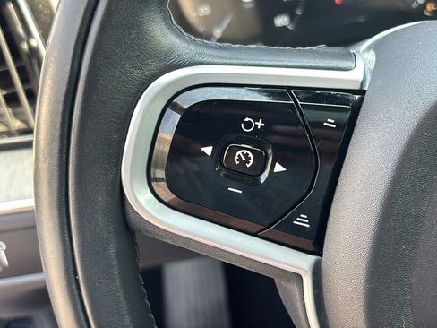 Used 2021 Volvo XC60 T5 Inscription AWD/4WD image 16