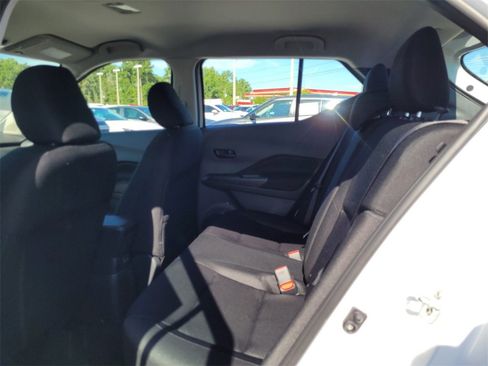New 2025 Nissan Kicks Play S image 3