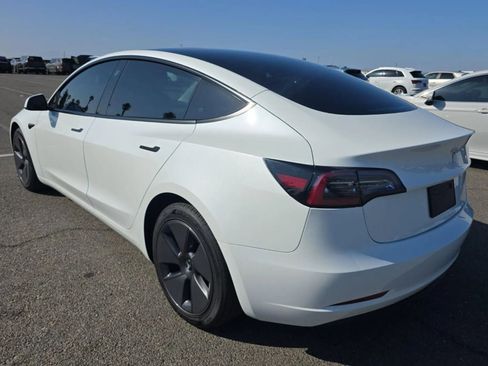 Used 2023 Tesla Model 3 Standard Range image 4