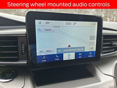 Used 2022 Ford Explorer XLT w/ Equipment Group 202A image 18