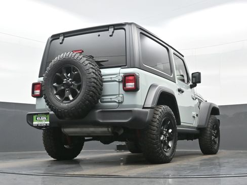 Used 2023 Jeep Wrangler Willys image 27