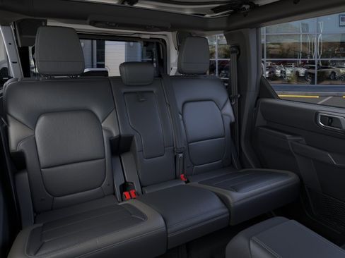 New 2026 Ford Bronco Outer Banks AWD/4WD image 12
