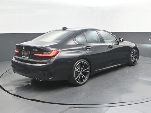 Used 2020 BMW 330i Sedan w/ M Sport Package RWD image 7