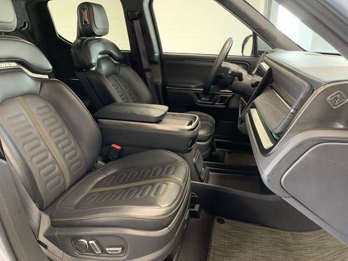 Used 2024 Rivian R1T Adventure Dual AWD/4WD image 12