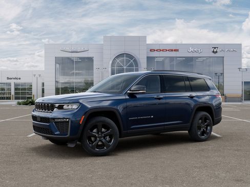 New 2026 Jeep Grand Cherokee L Limited w/ Limited Altitude Package AWD/4WD image 28