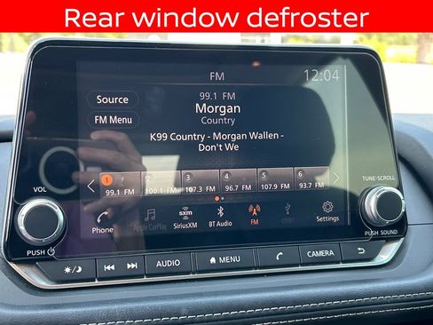 Used 2021 Nissan Rogue SL FWD image 17
