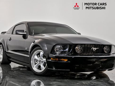 Used 2007 Ford Mustang GT RWD image 1