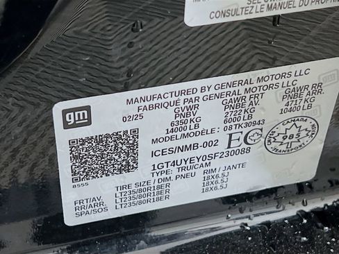 Certified 2025 GMC Sierra 3500 Denali Ultimate AWD/4WD image 29