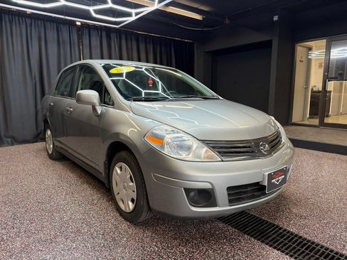 Used 2010 Nissan Versa 1.8 S w/ PWR Plus Pkg FWD image 9