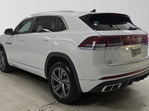 Used 2024 Volkswagen Atlas Cross Sport SEL R-Line AWD/4WD image 5